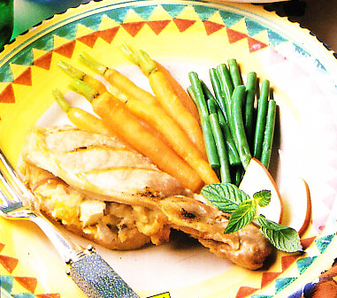Chuletas rellenas de manzana