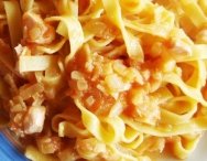 Cintas con salsa de conejo