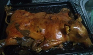 Cochinillo asado al estilo segoviano