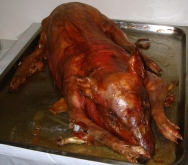 Cochinillo asado navideño