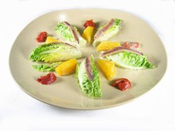 Cogollos de Tudela con anchoas