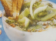 Copa de kiwi y yogur de coco