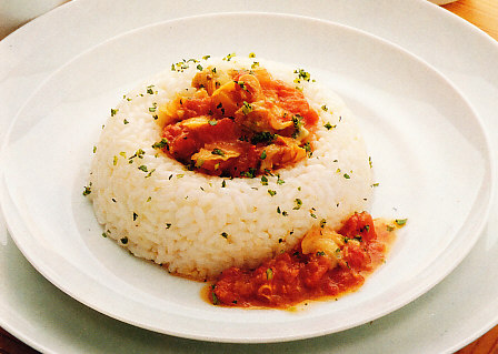 Corona de arroz con pisto