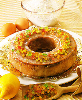 Corona de frutas confitadas