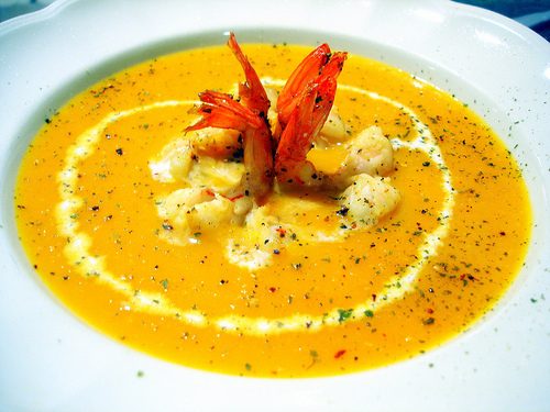 Crema de calabaza con langostinos