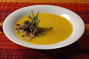 Crema de calabaza con setas caramelizadas