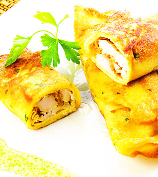 Crêpes de bonito con cebolla confitada