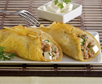Crêpes rellenas de carne al queso