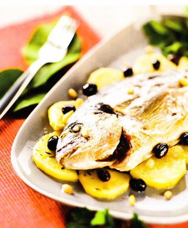 Dorada al horno con patatas a la panadera