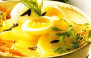 Ensalada con huevos de codorniz