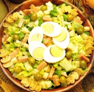 Ensalada con salsa de tomillo