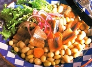 Ensalada de arenques y judías