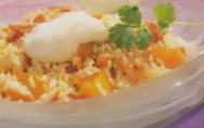 Ensalada de arroz con albaricoques y bacon