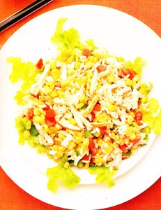 Ensalada de arroz con pollo