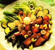 Ensalada de carne con salsa