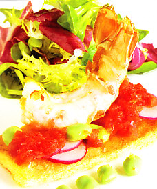 Ensalada de cigalas con vinagreta de uva