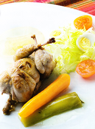 Ensalada de codorniz en escabeche