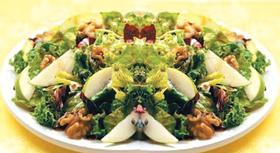 Ensalada de col y nueces