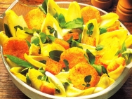 Ensalada de endibias y queso frito