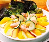 Ensalada de frutas y gambas