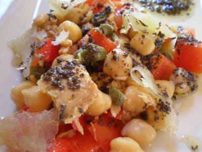 Ensalada de garbanzos con bacalao