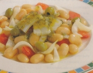 Ensalada de judías blancas con pesto
