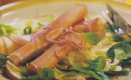 Ensalada de manzana con jamón