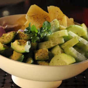 Ensalada de pepino con tomillo