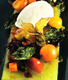 Ensalada de piña con anís estrellado