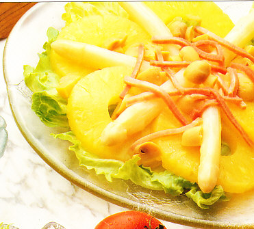 Ensalada de piña y espárragos