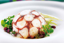 Ensalada de pulpo con aceite de chorizo ibérico