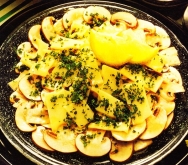 Ensalada de setas y queso