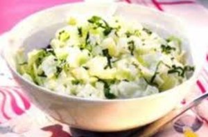 Ensalada de yogur con patatas