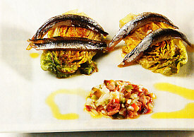 Ensalada templada de cogollos y anchoas