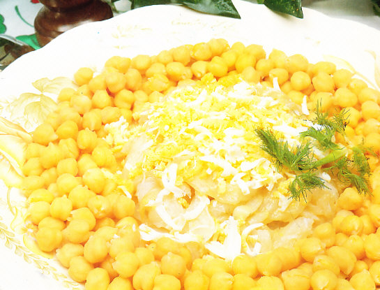 Ensaladilla de garbanzos con bacalao