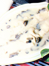 Escalopas de salmón con salsa de colmenillas