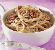 Espagueti con salsa de nueces