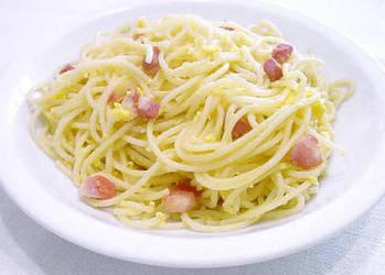 Espaguetis a la carbonara