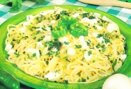 Espaguetis con pimientos verdes