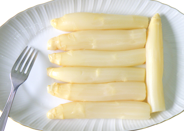 Espárragos con salsa blanca