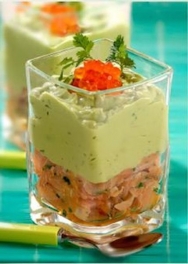 Espuma de agucate y salmón ahumado