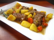 Estofado de añojo con manzana