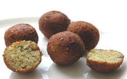 Falafel taameya (albóndigas de habas)