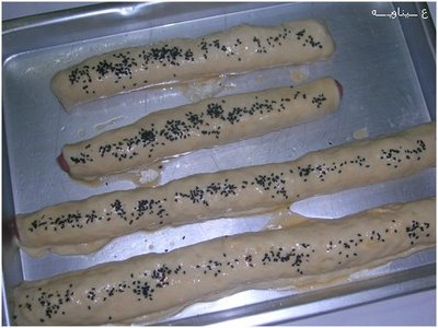 Fatair con salchicha y queso