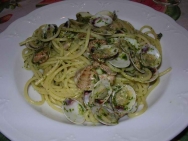 Fideos con almejas