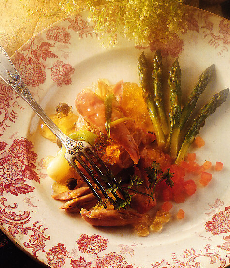 Filete de cabrito con espárragos