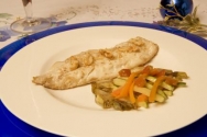 Filetes de besugo en papillote con verduritas