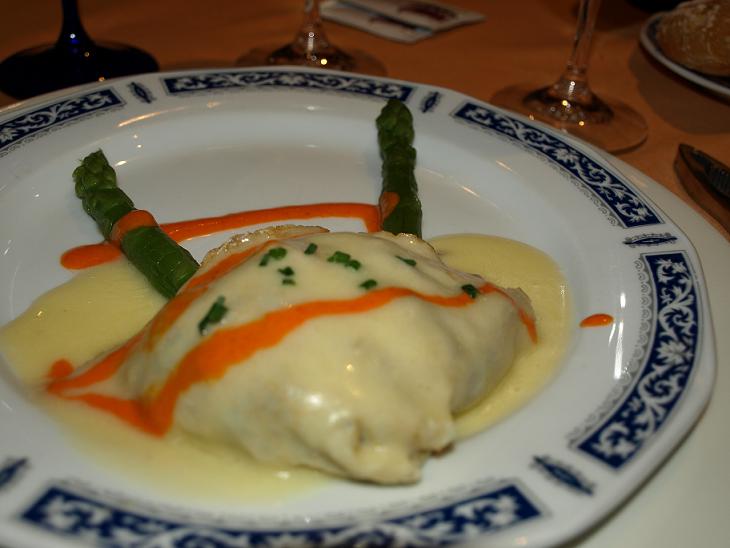 Filloas rellenas de marisco