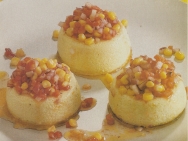 Flan de maíz con salsa variada