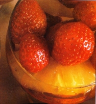 Fresones y piña al cava